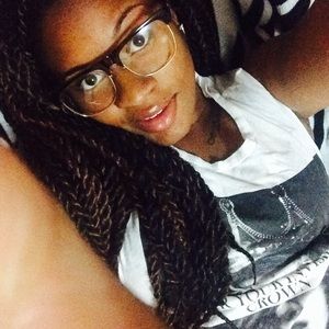 Meet your Posher, Gabrielle